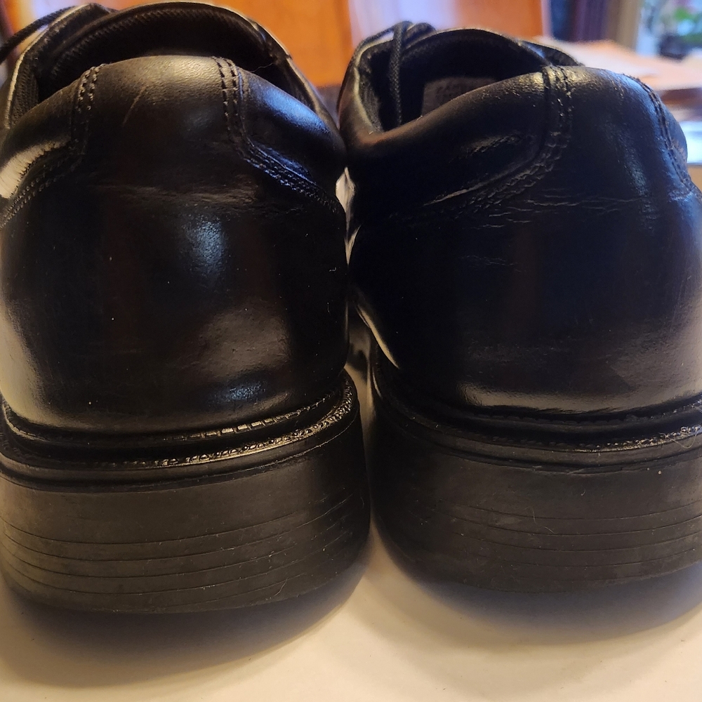 Bass Men's Black Shoes - Picture 6 of 11